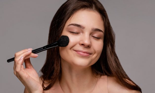 Make-up tricks that are so good, you will forget cosmetic surgery